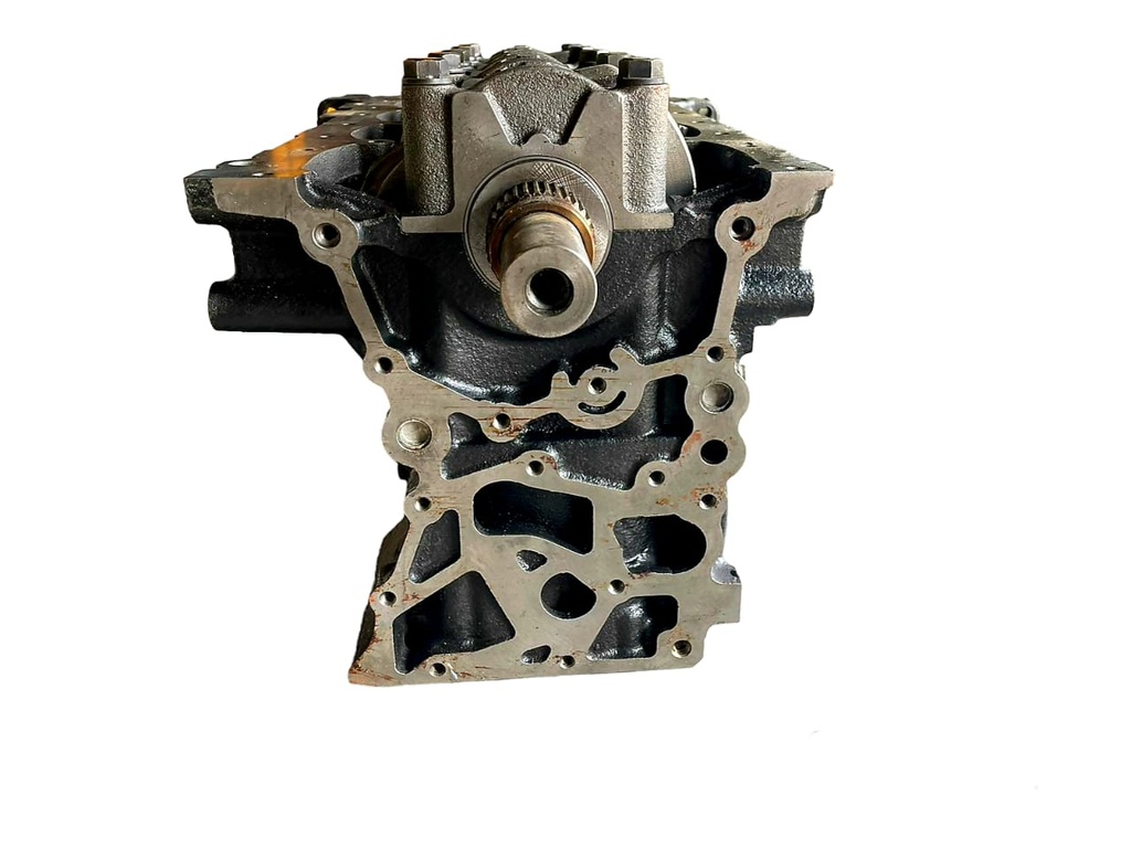 Block Corto 5L DE MOTOR COMPLETO DE TOYOTA HIACE NO.5L1607056. CILINDRAJE: 4 CILINDROS. CENTIMETROS CUBICOS: 2986,  PLACA.C056BHH. COMBUSTIBLE: DIESEL